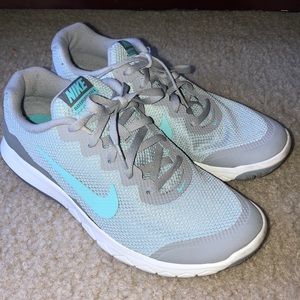 Nike Flex Experience Rn 4 size 8 Gray/Blue